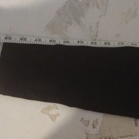 Women’s Black Yoga Pants – Size M  Ultra-Soft, Versatile & Flattering Activewear - Picture 6 of 10